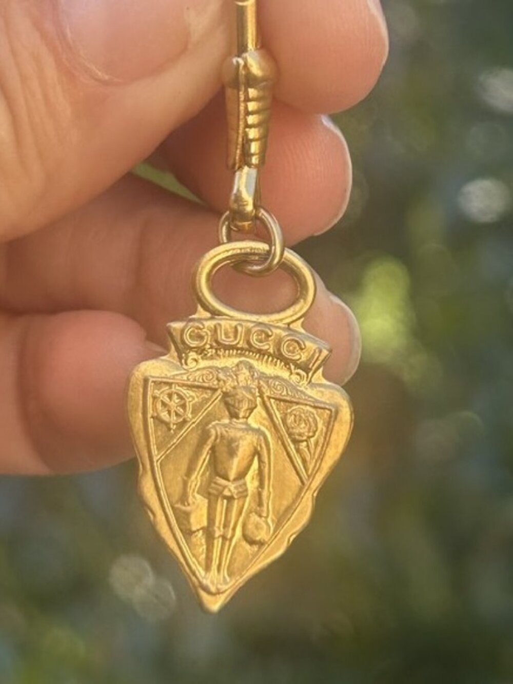 GUCCI Knight Crest Gold Charm/Zipper Pull Fob